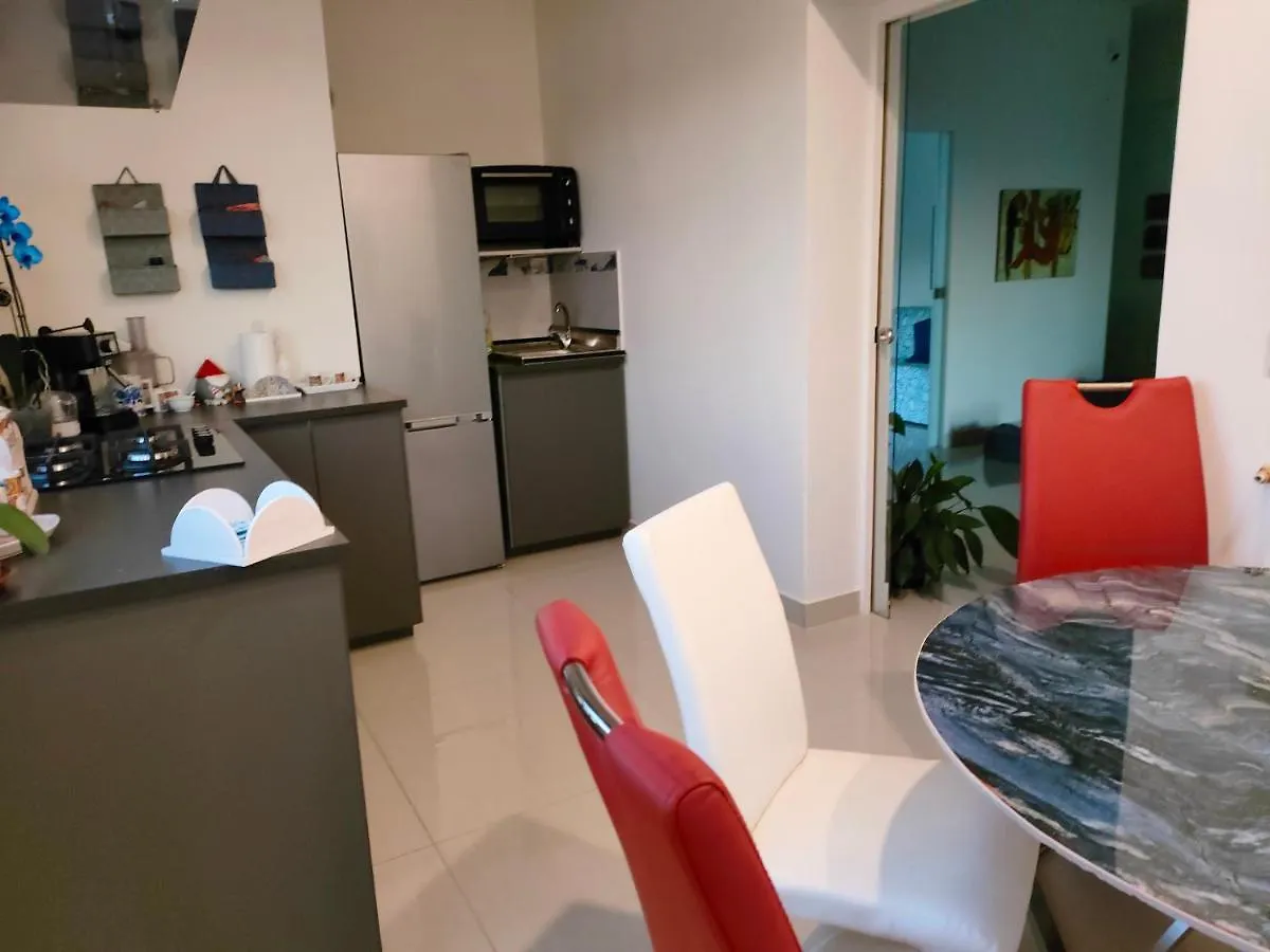 Appartamento Clatur73 Aeroporto di Catania Fontana Rossa